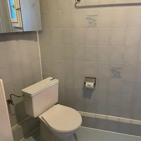 Neptun 5 - Mit Kochgelegenheit Im Zentrum *