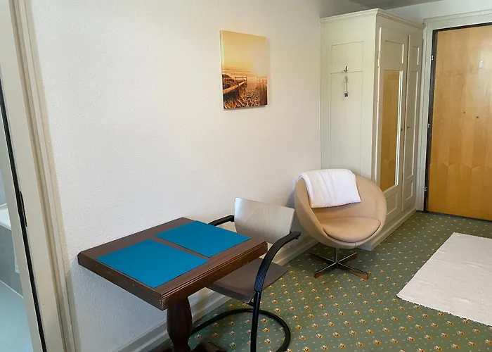 Neptun 5 - Mit Kochgelegenheit Im Zentrum